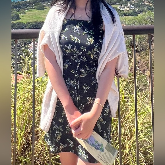 Black Floral Patterned Sundress with Waist Ribbon (Small) - Picture 3 of 4